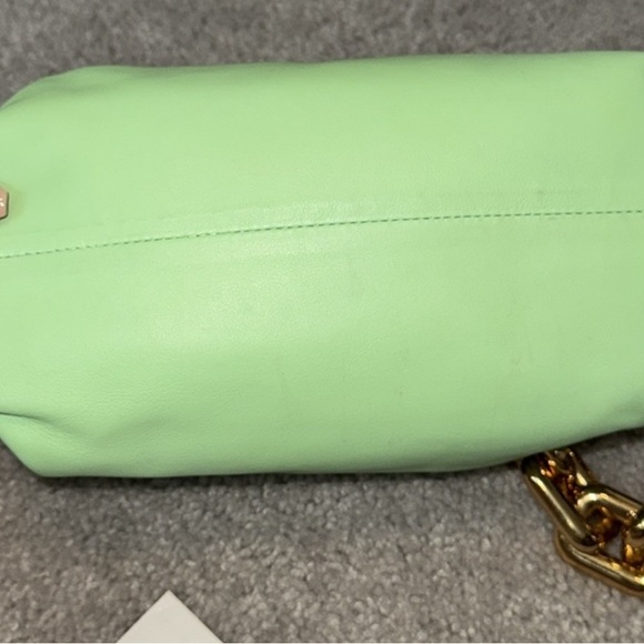 Bottega Veneta Mint Green Chain Pouch Leather Bag NEW - Picture 12 of 14